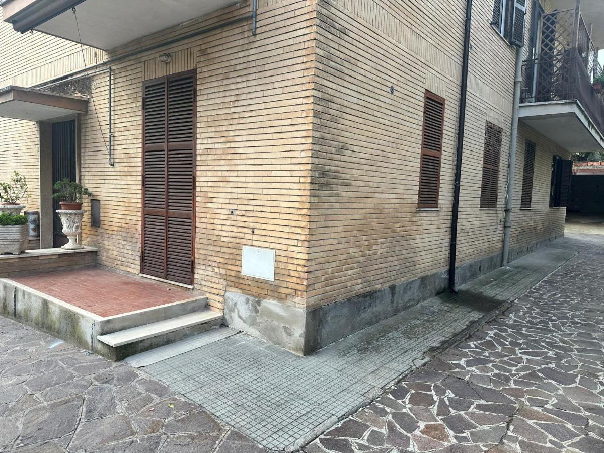 Roma Chic Residenza Gemelli Apartment Luaran gambar