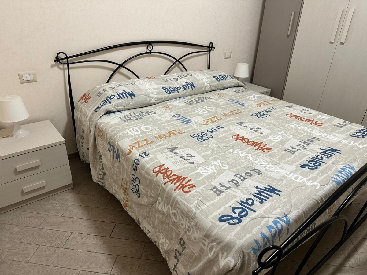 Roma Chic Residenza Gemelli Apartment Luaran gambar