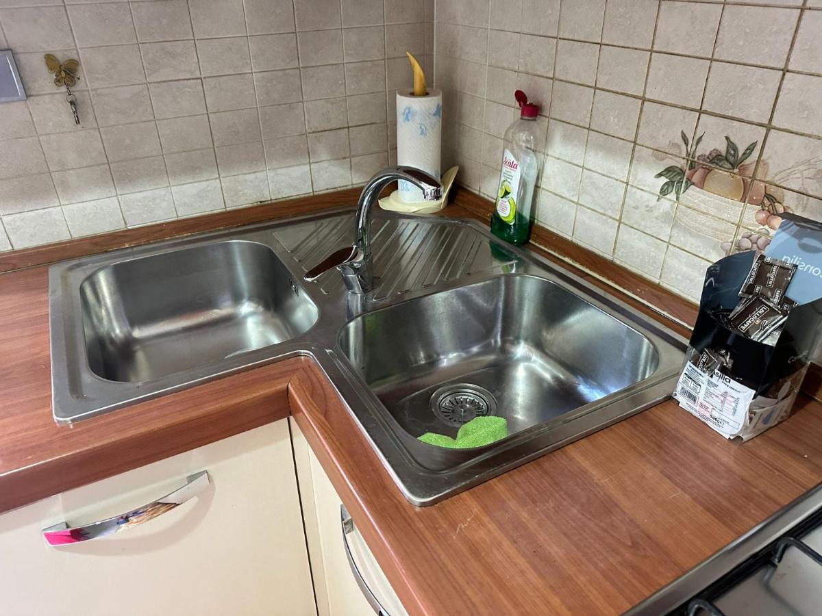 Roma Chic Residenza Gemelli Apartment Luaran gambar