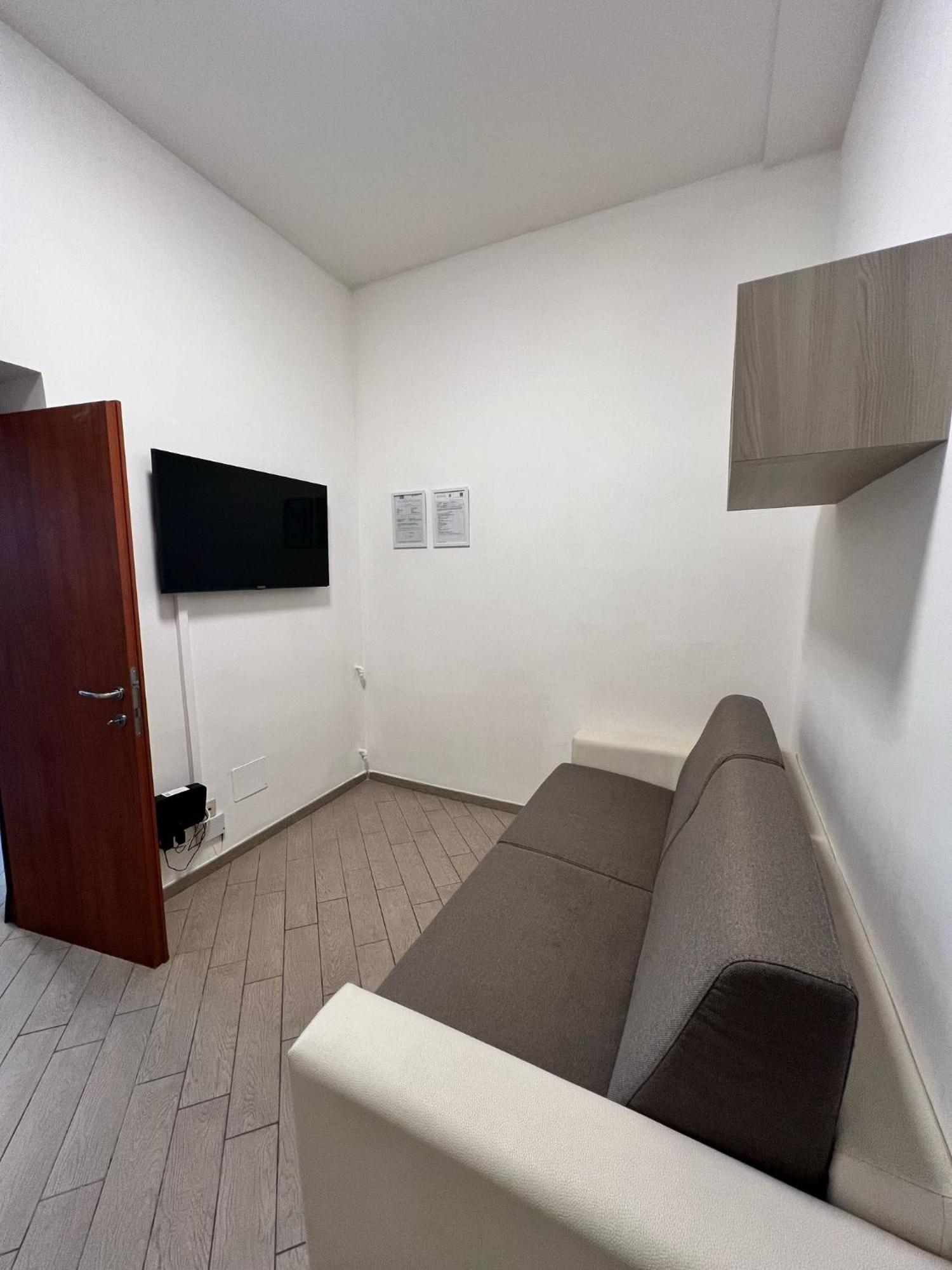 Roma Chic Residenza Gemelli Apartment Luaran gambar